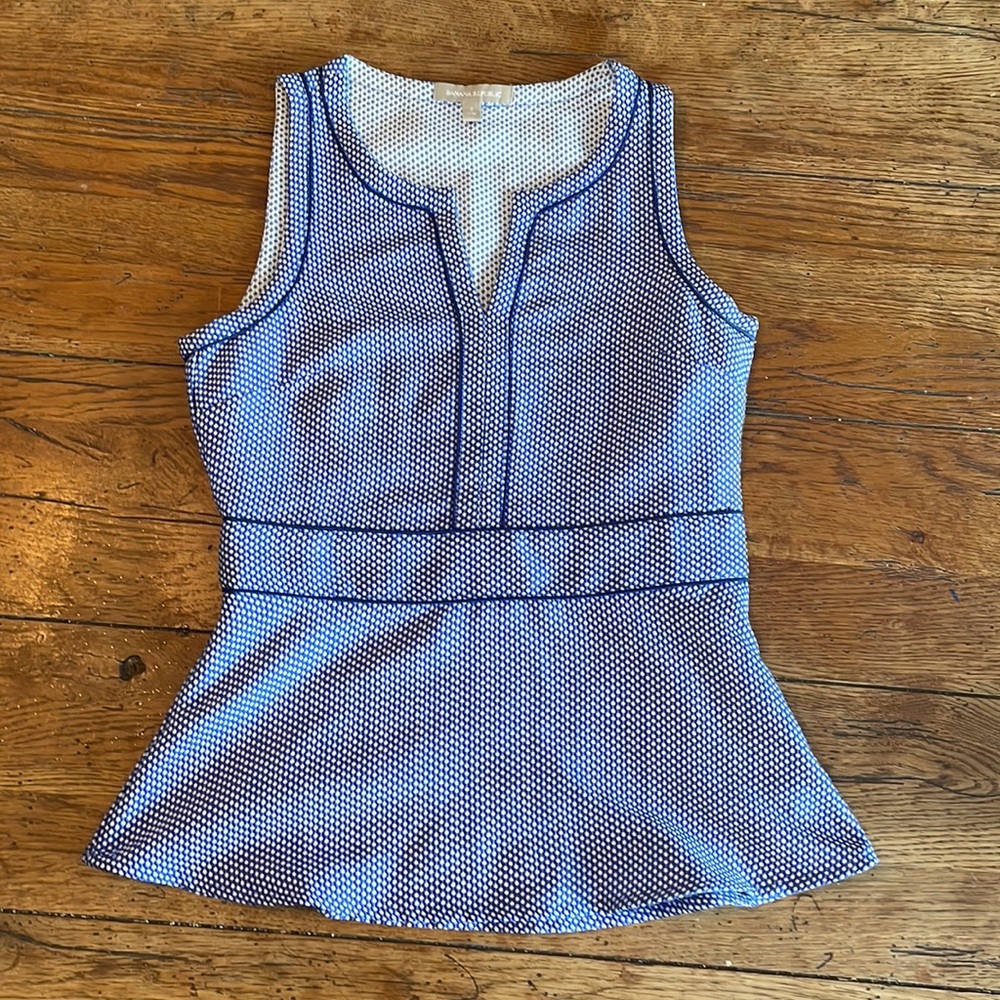 Polkadot fitted blouse